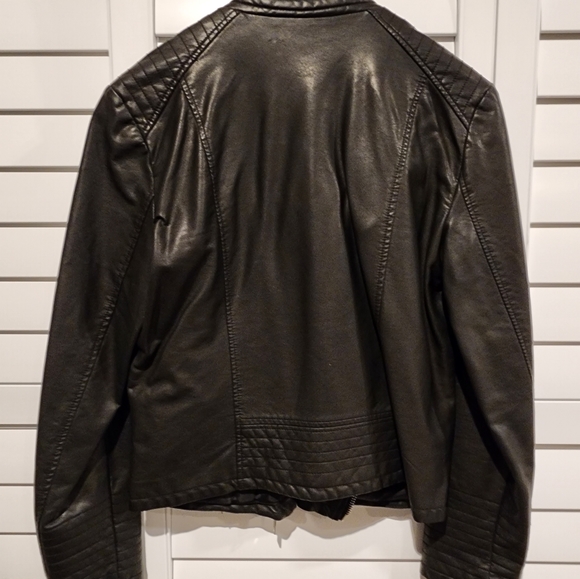 Ana faux leather moto jacket - Picture 6 of 8